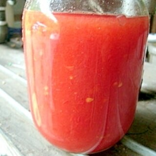 フレッシュトマトのコンソメ煮